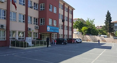 Küçükçekmece'de Kep ve Cüppe Tepkisi: