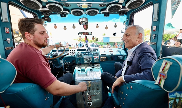 Küçükçekmece' de Klasik Otomobil Festivali