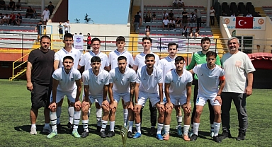 Taşdelenspor Şampiyonluğunu coşkuyla kutladı