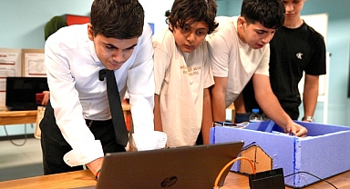 Arnavutköy’de Bilimin Kalbi Gençlerle Atıyor