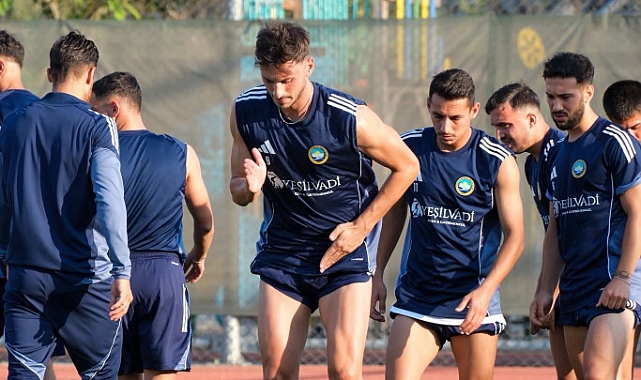 Küçükçekmece Sinopspor Günü Çift Antrenmanla Tamamladı