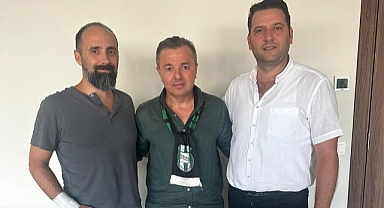 Küçükçekmece Spor'da Yeni Sezon İçin İmza Tazeledi!