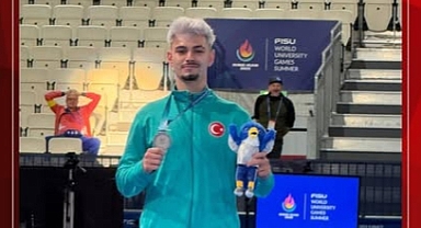 Muhammed Emir Yılmaz’dan tarihi başarı