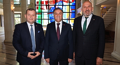 Tüm İstanbul Muhtarlar Federasyonu'ndan İBB Başkan Vekili Nuri Aslan'a Ziyaret