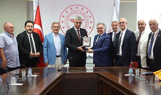 TÜRFAD Yönetiminden Sağlık Bakanı Memişoğlu'na Ziyaret