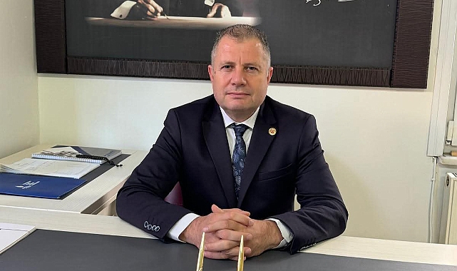 Muhtar Bülent Çetin'den Özgençlik Spor’a Moral Ziyareti