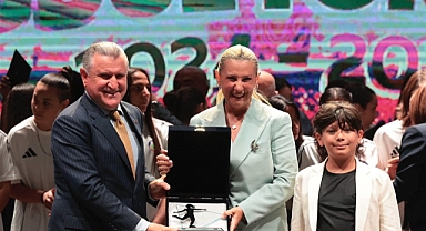 Türkiye Spor Ülkesi Olma Yolunda: Kristal Ayaklar Ödülleri Sahiplerini Buldu