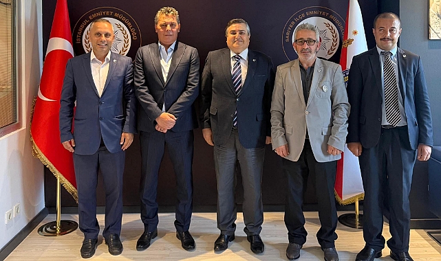 Yeniden Refah'tan Emniyet Müdürüne Nezaket Ziyareti