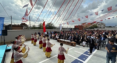 Arnavutköy’de Yeni Eğitim Yılı Coşkuyla Başladı: Şehit Halil İbrahim Yiğit Ortaokulu Hizmete Açıldı