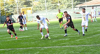 Galata'nın Disiplini, Küçükçekmece'nin Arayışı