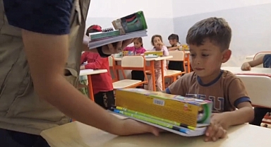 İHH’dan Eğitime Destek: “Bir Kırtasiye Bin Mutluluk” Projesi Devam Ediyor