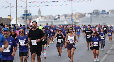 İstanbul’u Koşuyorum Asya Etabı’nda 4.500 Kişi Üsküdar Sokaklarını Adımladı