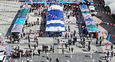 “Küçükçekmece Belediyesi’nden Gençlere ve İş Arayanlara Büyük Destek”