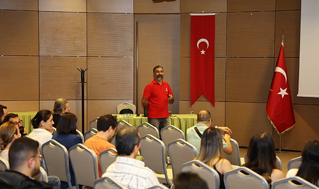 Küçükçekmece Belediyesi'nden Personele