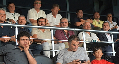 Mahmut Özyılmaz'dan Küçükçekmece Sinop Spor A.Ş.'ye Anlamlı Destek