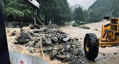 Rize’de Selin Yaraları Sarılıyor: Ayder Yolu Açılıyor, Tahliyeler ve Lojistik Destek Sürüyor