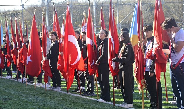 Küçükçekmece’de 29 Ekim Cumhuriyet Bayramı’nın 102. Yılı Coşkuyla Kutlandı