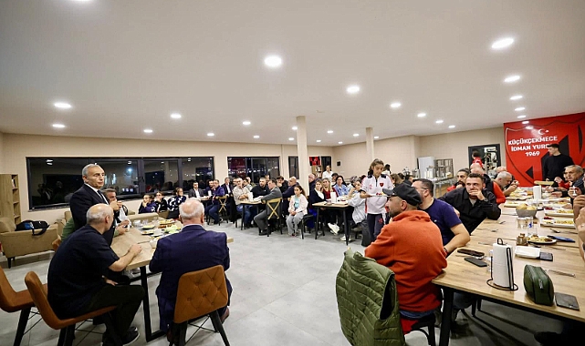 Küçükçekmece İdmanyurdu Spor Kulübü Yeni Sezon Öncesi Dayanışma Gecesinde Kenetlendi