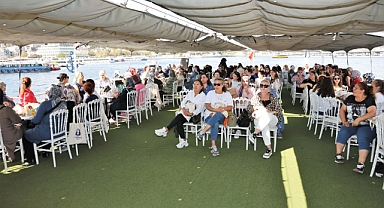 Küçükçekmeceli Kadınlar Boğaz’da Tarih ve Eğlence Dolu Bir Gün Yaşadı