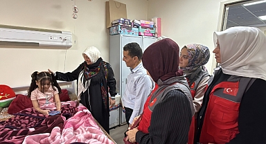 Sadakataşı Mısır'da yaşayan Gazzeli ailelere yardım ulaştırdı