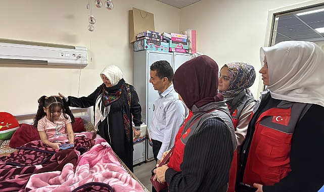 Sadakataşı Mısır'da yaşayan Gazzeli ailelere yardım ulaştırdı