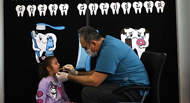 Esenler Belediyesi'nden Miniklere Ücretsiz Diş Muayenesi