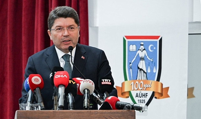 Hukuk Fakültelerine Girişte Yeni Dönem: İlk 100 Bin Şartı Geliyor