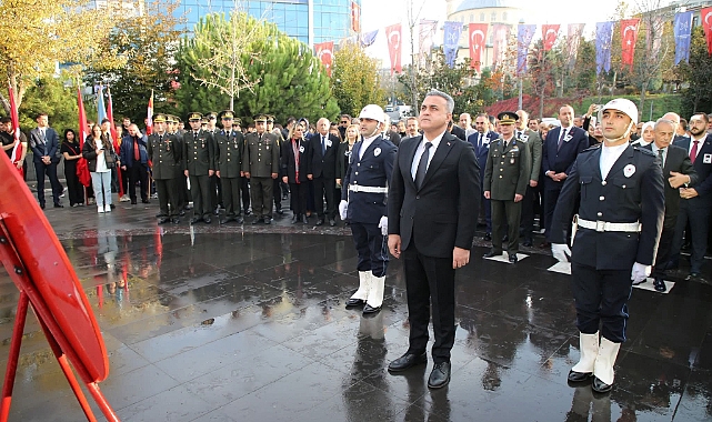 Küçükçekmece’de 10 Kasım’da Atatürk’e Saygı Duruşu