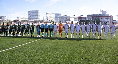 Küçükçekmece'de Derbi Heyecanı, Liderlik Sevinciyle Taçlandı