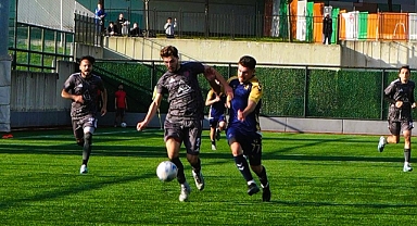 Küçükçekmece İ. Yurdu Zirve Takibi Sürüyor