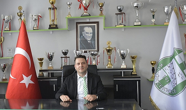 Küçükçekmece Spor Başkanı Rasim Yüksel, Atatürk’ün 87. ölüm yıl dönümünde yayımladı