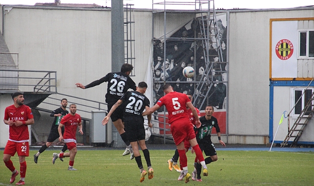 Lider Deplasmanda İlk Kez Yıkıldı