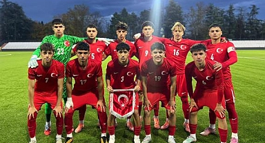  U17 Millî Takımımız, Sırbistan'ı 3-2 Yenip Lider olarak 2. Tur'a Yükseldi