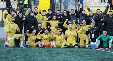 Avcılarspor Taraftarıyla Birlikte Kazandı