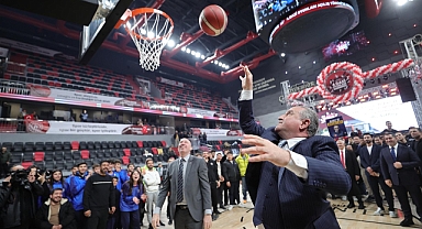 Bakan Bak’tan Gaziantep’te Gençlere Spor ve Sağlıklı Yaşam Çağrısı