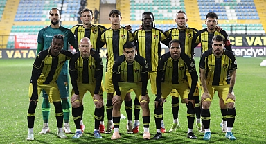 İstanbulspor Derbide Son Dakikalarda Güldü