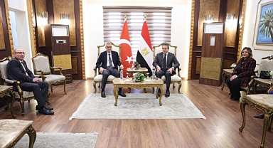Sağlık Bakanı Prof. Dr. Kemal Memişoğlu, Kahire’de Resmî Temaslarda Bulundu