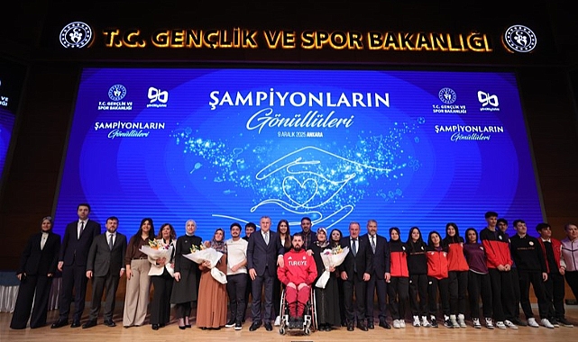 “Şampiyonların Gönüllüleri” Programında Sporcular ve Anneleri Bir Araya Geldi