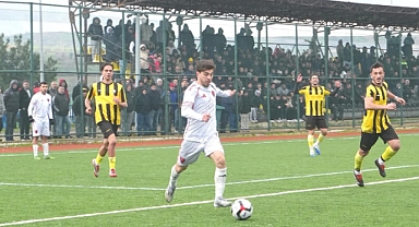 Tekirdağspor, Küçükçekmece İdman Yurdu'nu Tek Golle Geçti