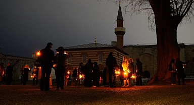 Ay Işığında Tarihî Bir Gece: Yedikule Hisarı’nda Fenerli Yolculuk