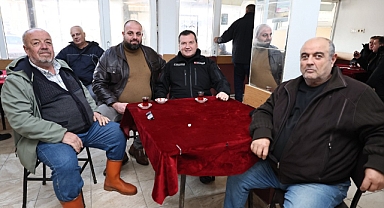 Balcıoğlu, Büyükçavuşlu’da Esnaf ve Vatandaşlarla Bir Arada