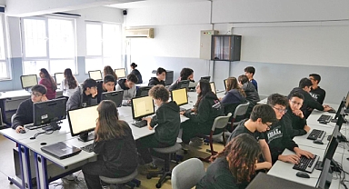 İETT’den Eğitime Katkı: Modern Bilgisayar Laboratuvarı
