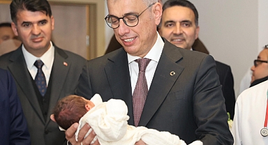 Sağlık Bakanı ve İstanbul Valisi’nden Yeni Yılın İlk Ziyareti