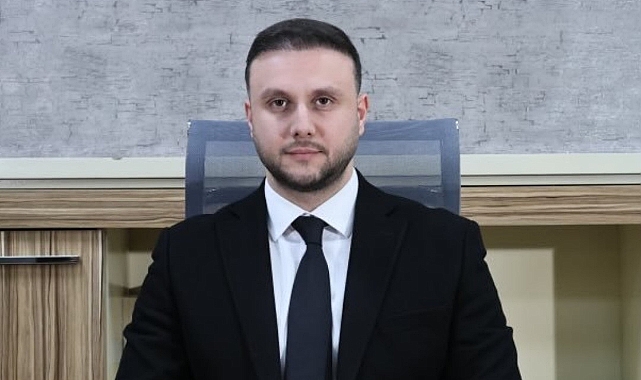 AK Parti Küçükçekmece'de Yeni Yönetim Açıklandı 