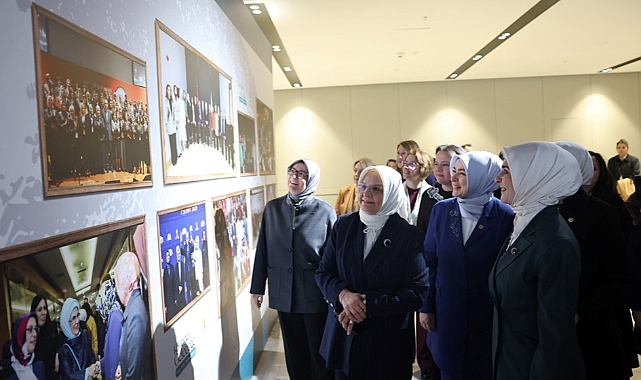 AK Parti’nin 24 yıllık dönüşümünde kadın politikaları ön planda