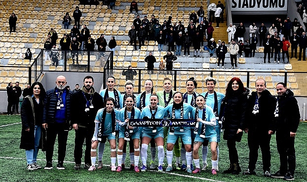 Avcılar Cihangirspor Kadın Futbol Takımı Tarihi Başarıya İmza Attı