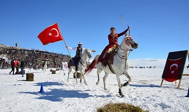 Çıldır Gölü Altın At Kristal Buz Festivali iptal edildi