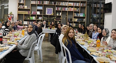 Esenler’de Gençlerle Baş Başa İftar Programı