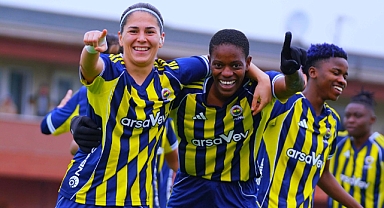 Fenerbahçe Kadın Futbol Namağlup yürüyüş şampiyonluğa doğru ilerliyor