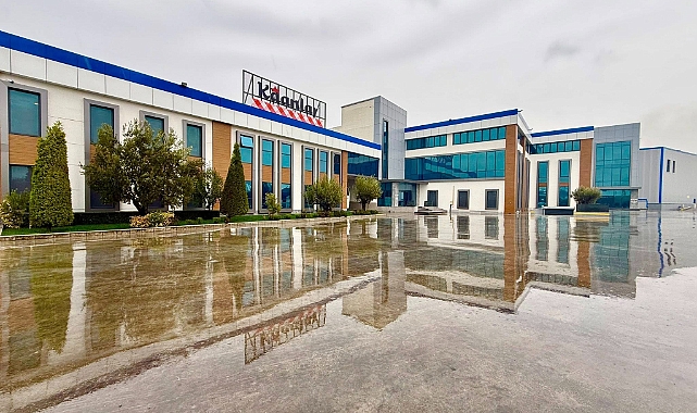 Hikmet Gıda Bayileri Türkiye’nin En Modern Fabrikasında Buluştu